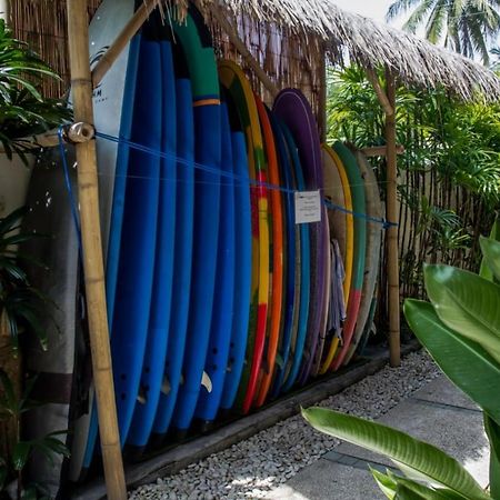 Dhm Surf Villa Kuta  Εξωτερικό φωτογραφία