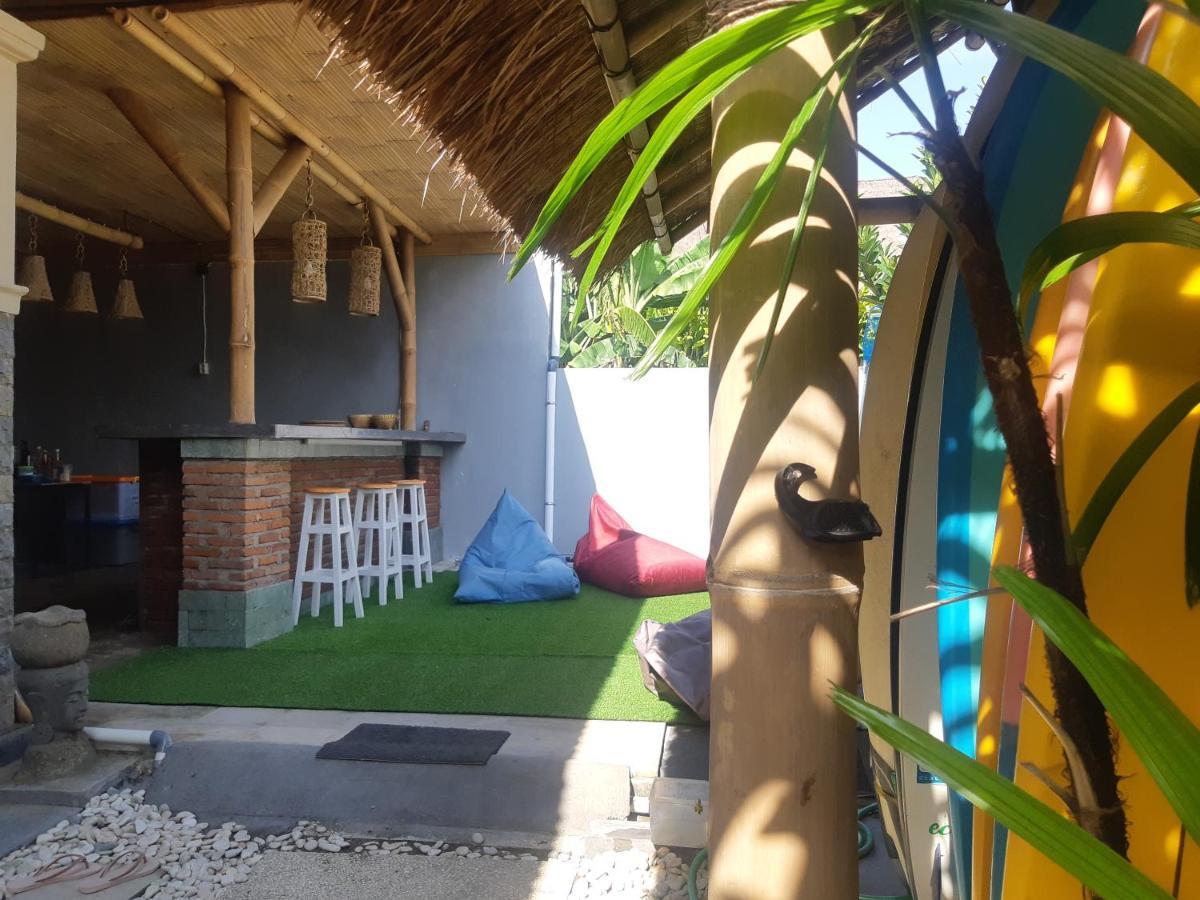 Dhm Surf Villa Kuta  Εξωτερικό φωτογραφία