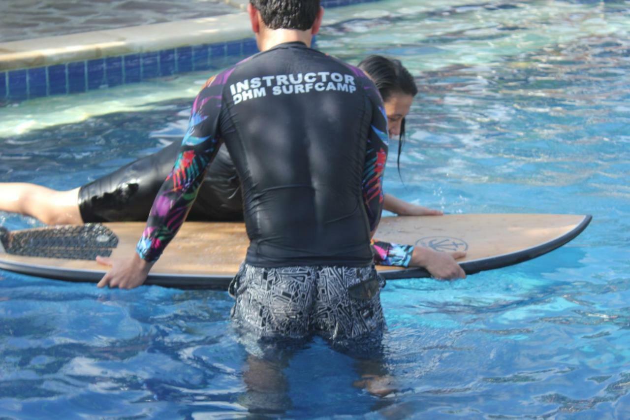 Dhm Surf Villa Kuta  Εξωτερικό φωτογραφία